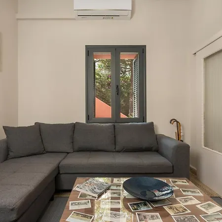 Isabella's Hidden Gem House